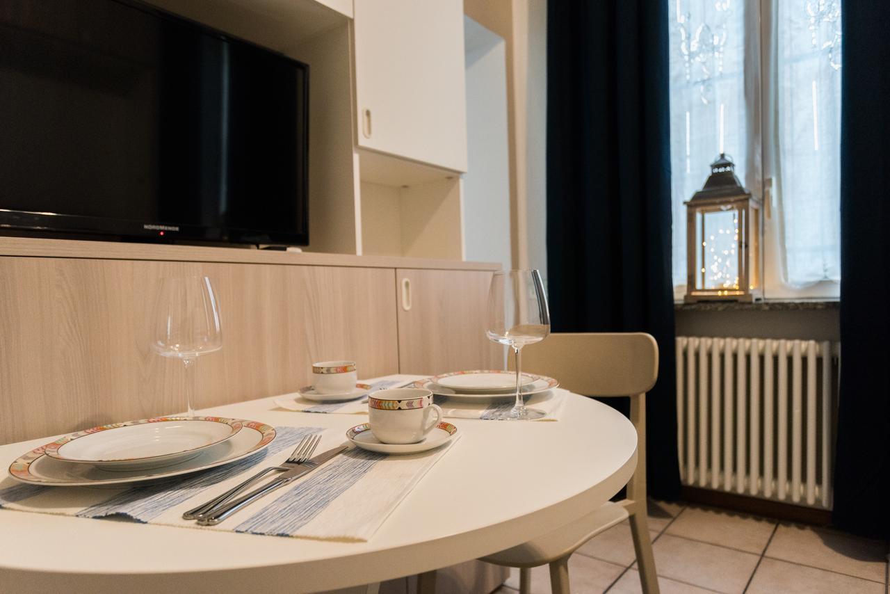Love & Smile Apartment By Rent All Como Kültér fotó