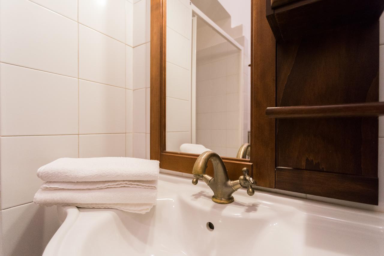 Love & Smile Apartment By Rent All Como Kültér fotó